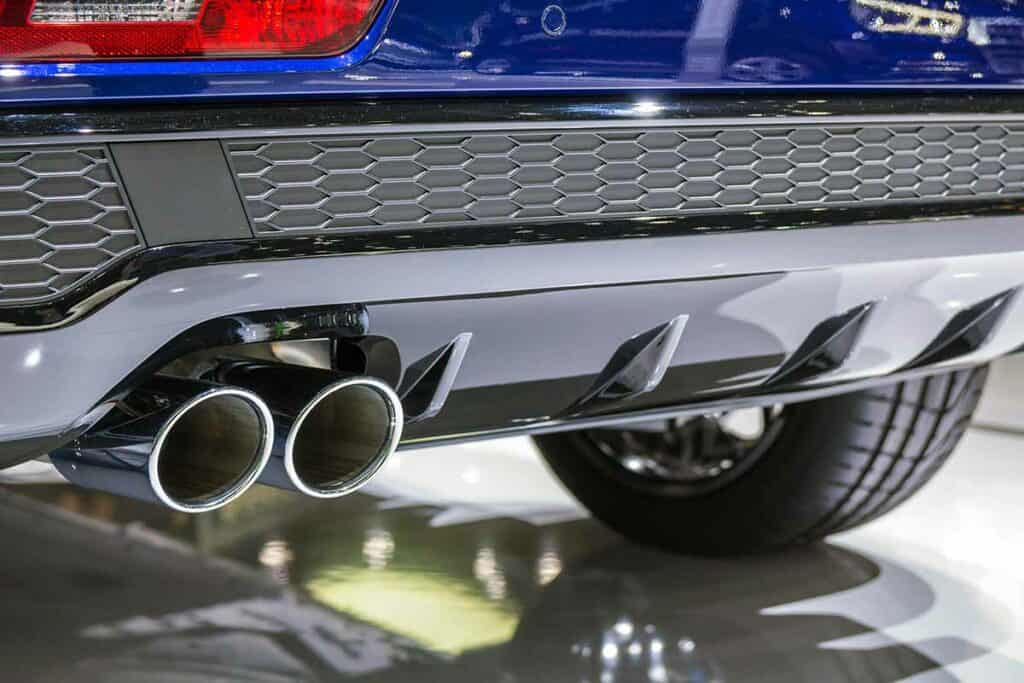 double-chrome-exhaust-pipe-of-sports-car-w-2022