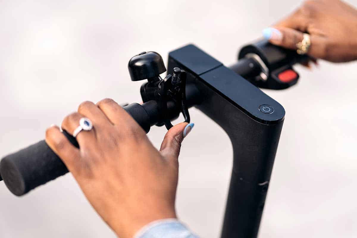 hands electric scooter handlebars