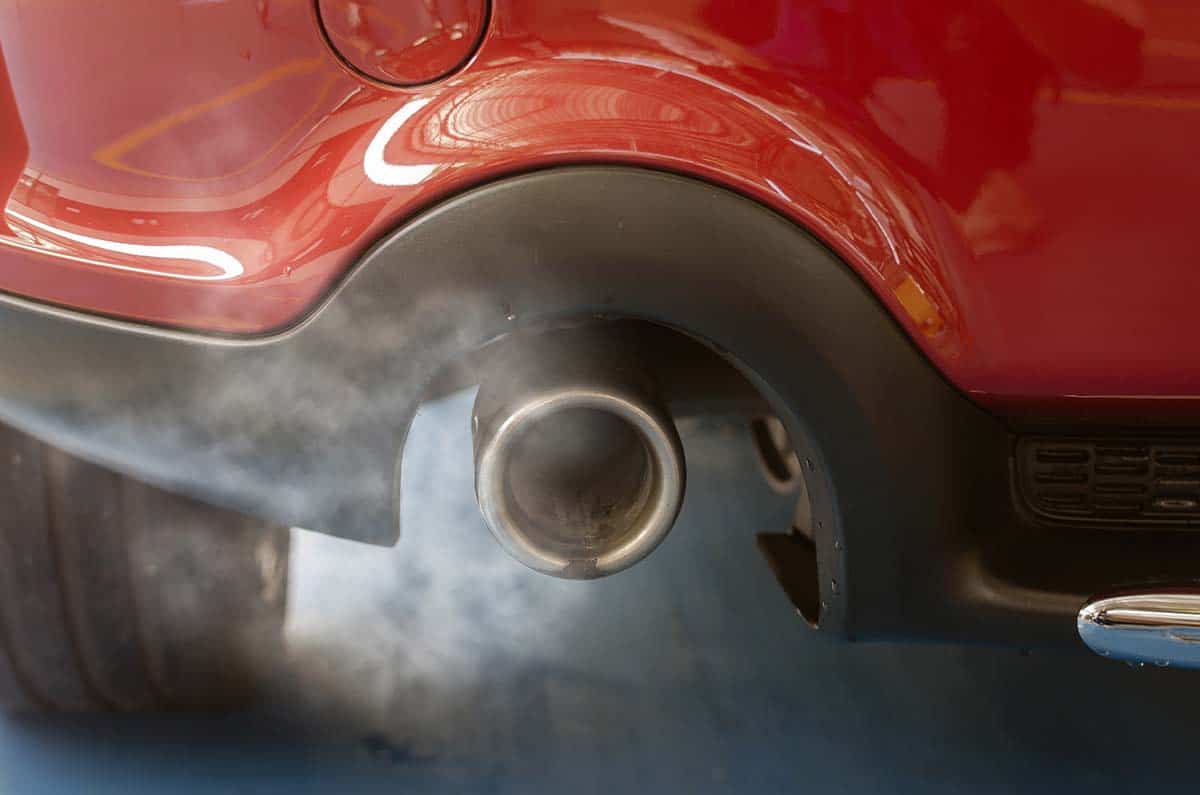 car-smog-and-air-pollution-from-the-exhaust-pipe