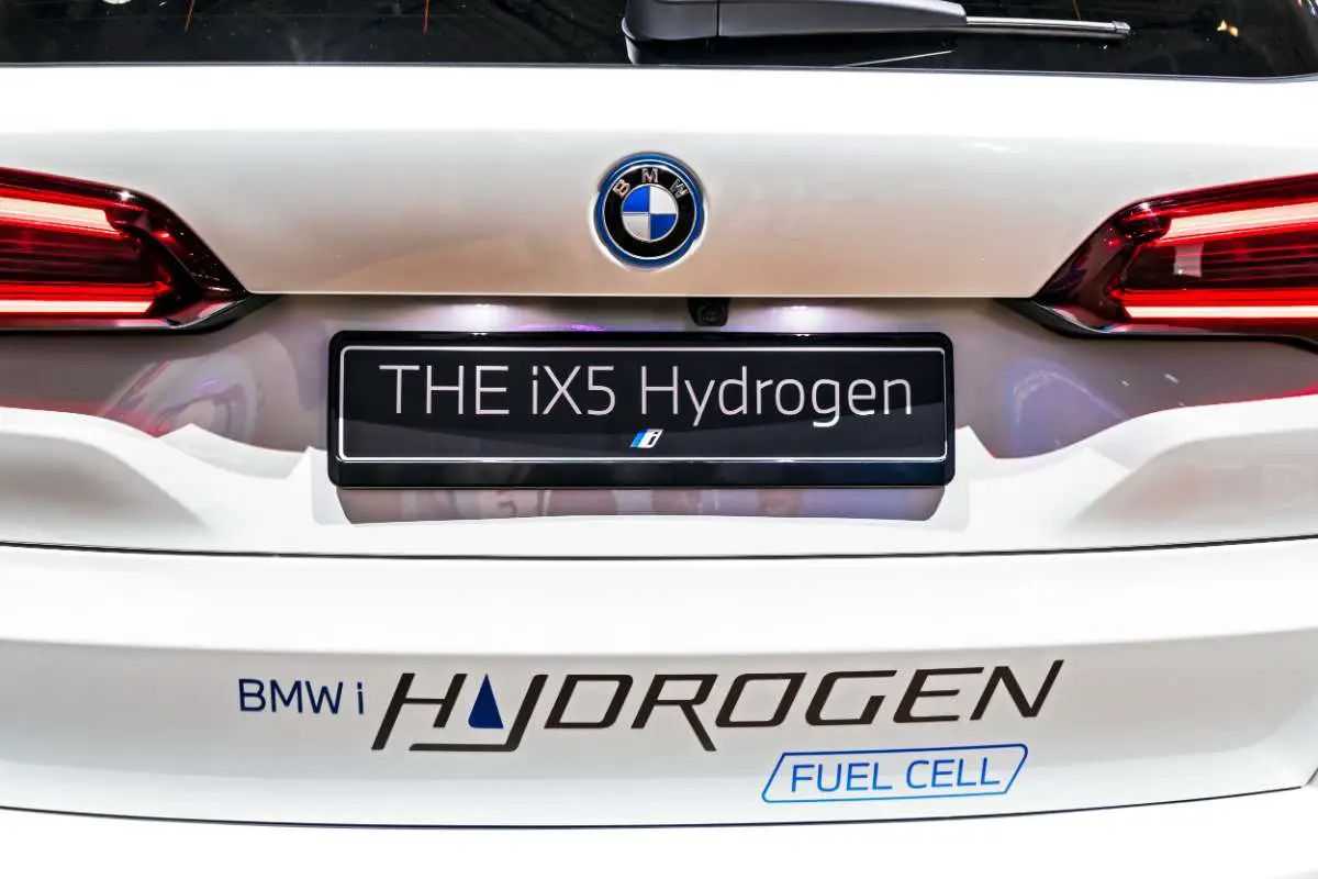 close-up photo of boot of BMW iX5 Hydrogen (G05) full cell car